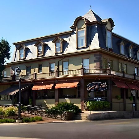 Altland House Inn & Suites 애보츠타운 외부 사진